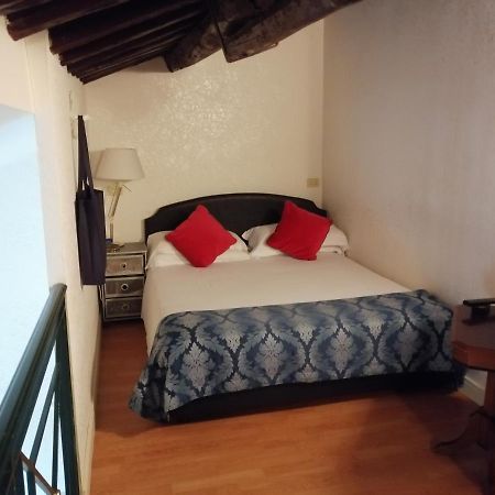 Residenza Monti Villa Rom Exteriör bild