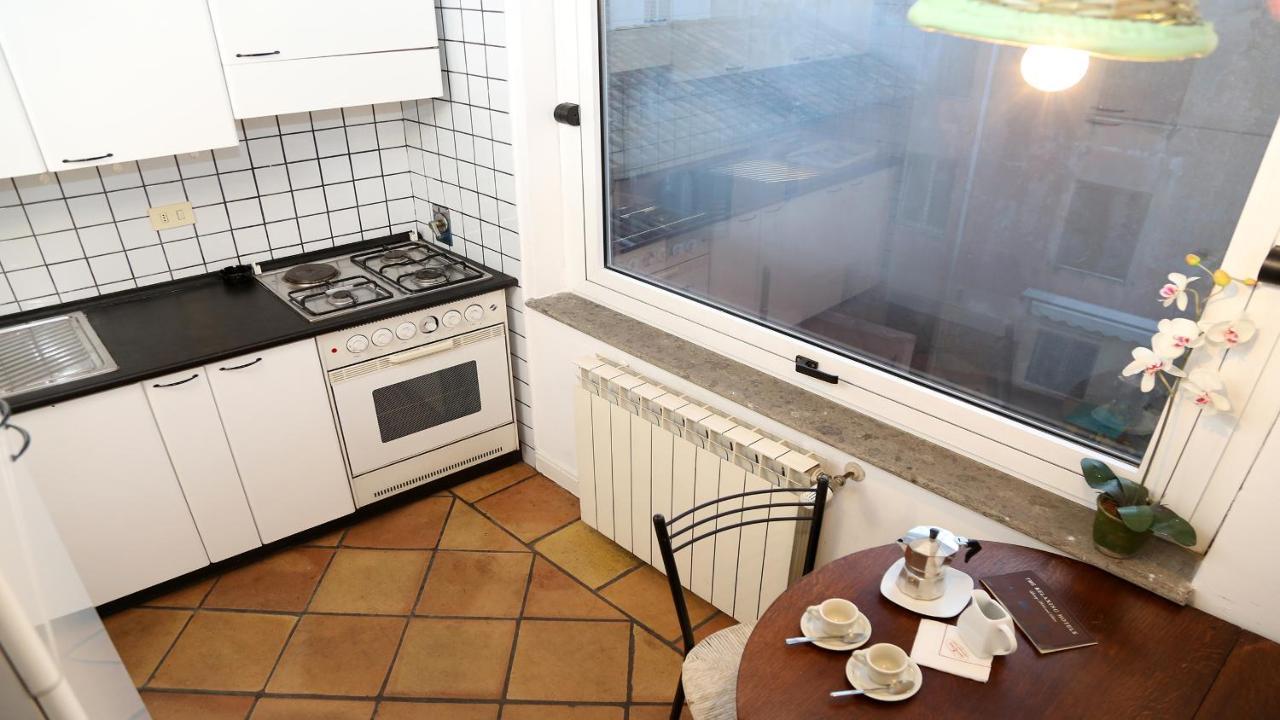 Residenza Monti Villa Rom Exteriör bild